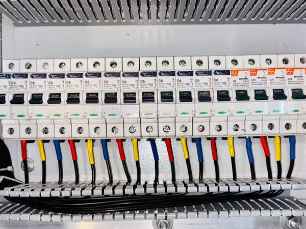 Disjoncteur différentiel 30 mA type AC — SEFELEC